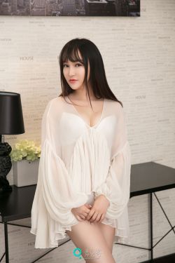 女同学小粉嫩夹住好舒服